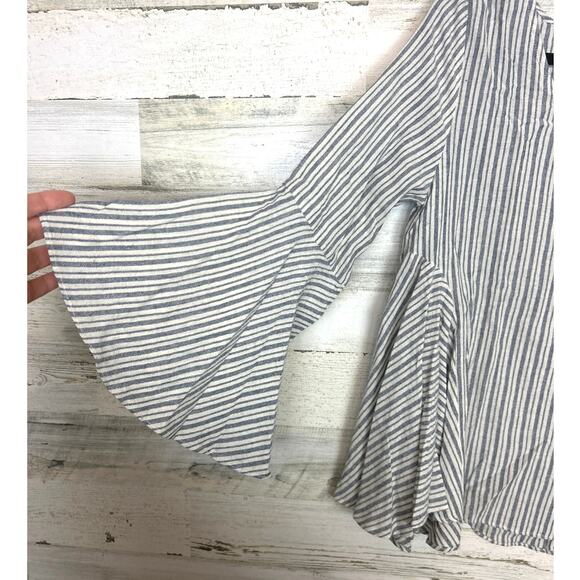 POL Women’s S Oversized Blue White Striped Long Bell Sleeve Blouse Top NEW - Picture 3 of 5